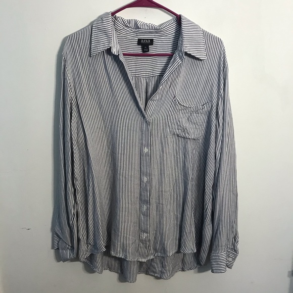 ANA top - Picture 6 of 6